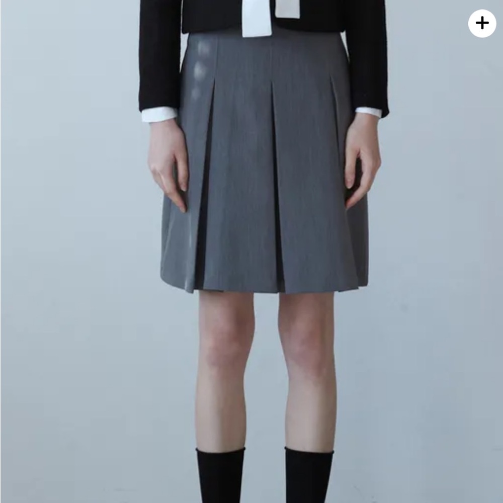 GREY skirt classic mini pleated
